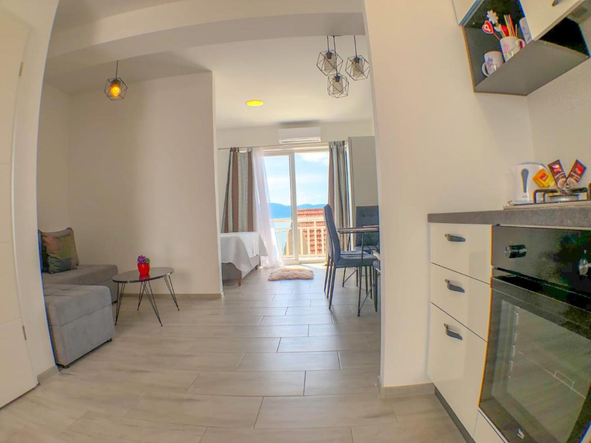 Doris Apartment